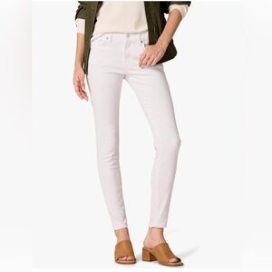 White denim jeans